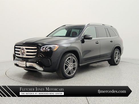 Certified 2026 Mercedes-Benz GLS 450 4MATIC image 1