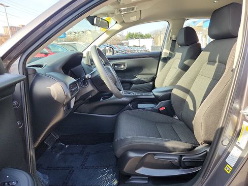 Used 2023 Honda HR-V LX image 13