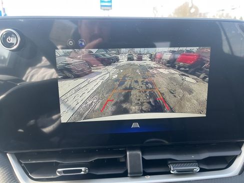 New 2026 Chevrolet Equinox LT w/ Convenience Package II image 21