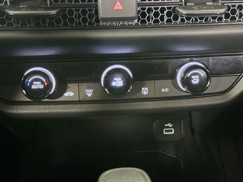 Used 2024 Honda HR-V LX image 22