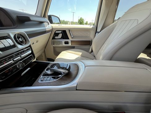 Used 2023 Mercedes-Benz G 550 image 26