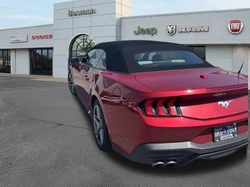 Used 2024 Ford Mustang Convertible RWD image 5