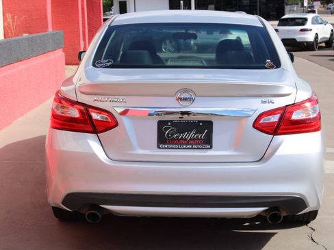 Used 2016 Nissan Altima 2.5 SR FWD image 6
