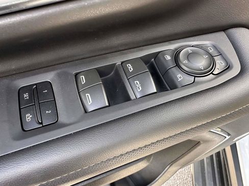 Used 2023 GMC Yukon AT4 AWD/4WD image 10