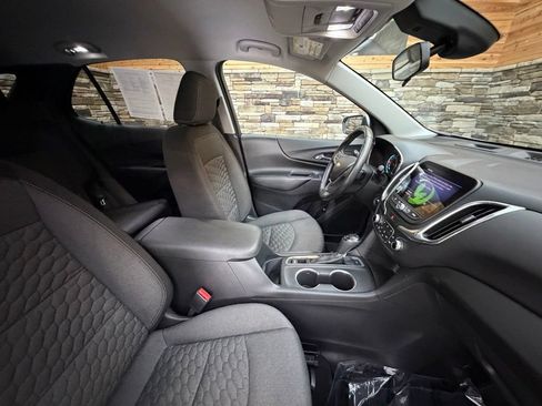Used 2020 Chevrolet Equinox LT AWD/4WD image 13