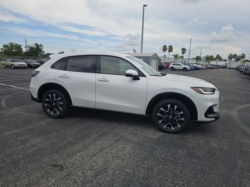 New 2027 Honda HR-V EX-L image 2