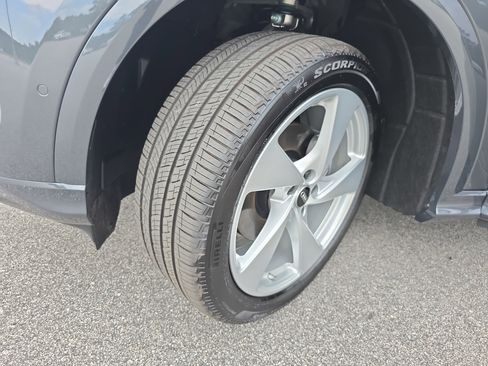 New 2025 Audi Q5 Premium Plus image 31