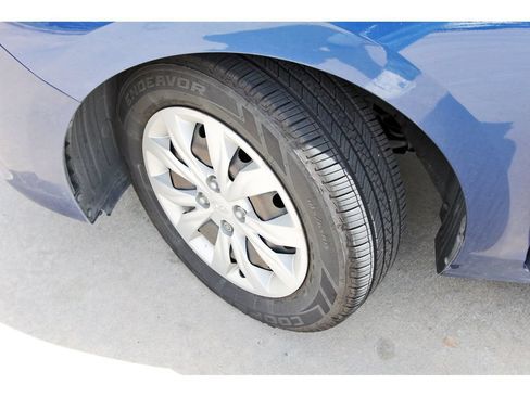 Used 2022 Hyundai Accent SE FWD image 13