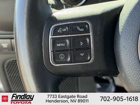 Used 2017 Jeep Wrangler Unlimited Rubicon w/ Cold Weather Group AWD/4WD image 25