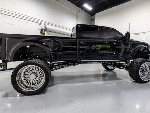 Used 2022 Ford F450 King Ranch w/ King Ranch Ultimate Package AWD/4WD image 35