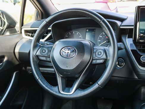 Used 2025 Toyota Corolla SE image 21