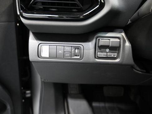 New 2026 Chevrolet Silverado EV Trail Boss w/ Premium Package image 29