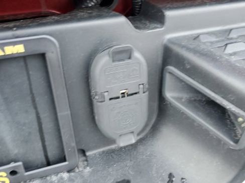 Certified 2021 RAM 2500 Laramie image 33