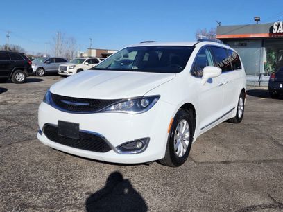 Used 2018 Chrysler Pacifica Touring-L