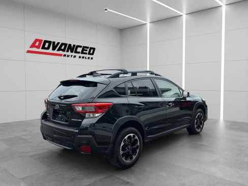 Used 2021 Subaru Crosstrek 2.0i Premium image 6
