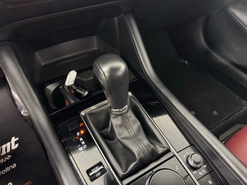 Used 2025 MAZDA MAZDA3 s image 19