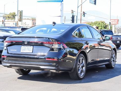 Used 2023 Honda Accord EX image 10