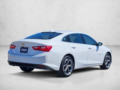 Used 2024 Chevrolet Malibu LT FWD image 5