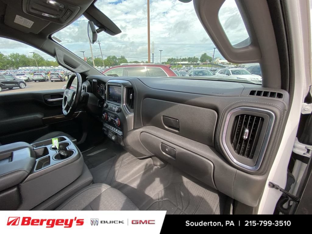 Used 2021 Chevrolet Silverado 1500 LT AWD/4WD image 33