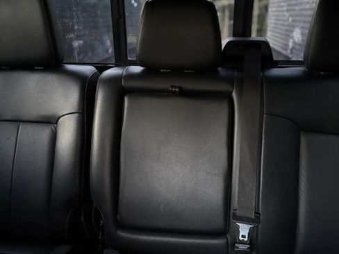 Used 2014 Ford F350 Lariat w/ Lariat Ultimate Package AWD/4WD image 22