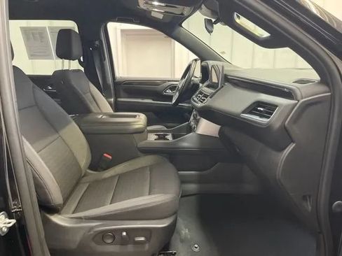 Used 2023 GMC Yukon XL SLE AWD/4WD image 20