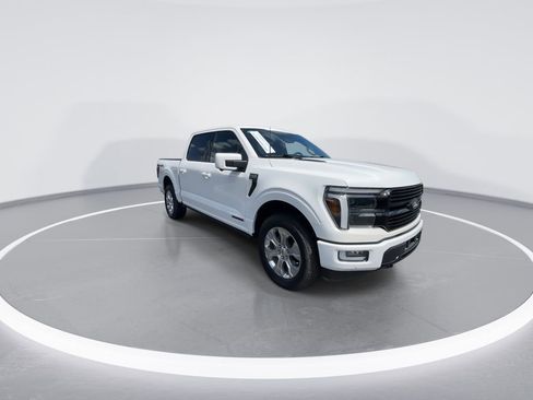 Used 2024 Ford F150 Platinum AWD/4WD image 2