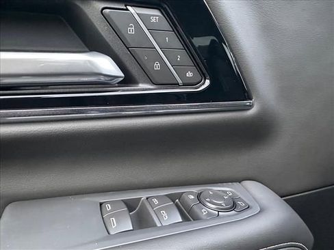 New 2026 GMC Yukon XL Elevation image 24