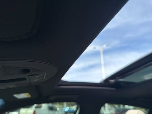 Used 2023 Genesis G70 2.0T w/ Sport Prestige Package image 33