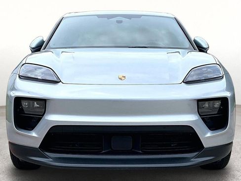 Used 2025 Porsche Macan 4 Electric AWD/4WD image 4