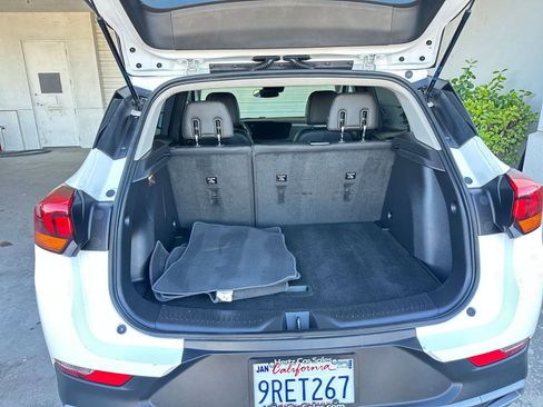 Used 2025 Buick Encore GX Preferred image 31