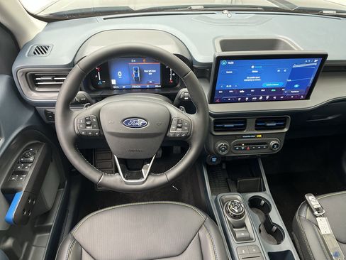 New 2025 Ford Maverick Lobo image 13