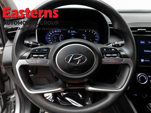 Used 2022 Hyundai Tucson SEL w/ Cargo Package AWD/4WD image 10