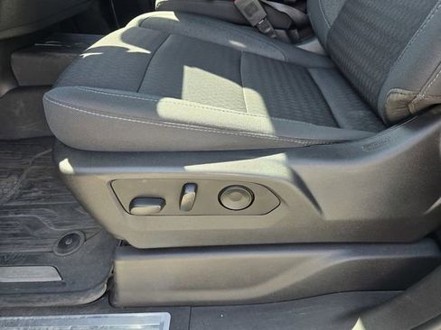 Used 2023 GMC Sierra 1500 SLE AWD/4WD image 17