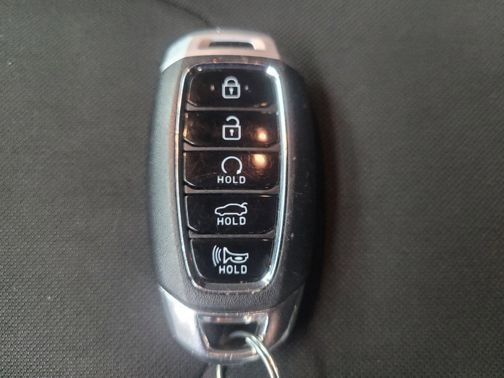 Used 2021 Hyundai Elantra SEL FWD image 32