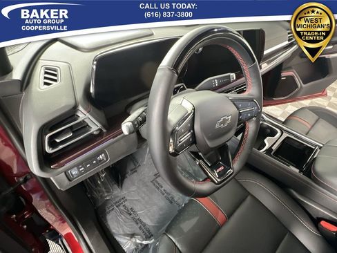 Certified 2024 Chevrolet Traverse RS image 11