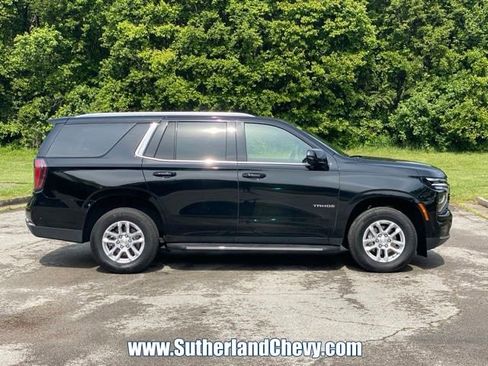 Used 2025 Chevrolet Tahoe LT AWD/4WD image 8