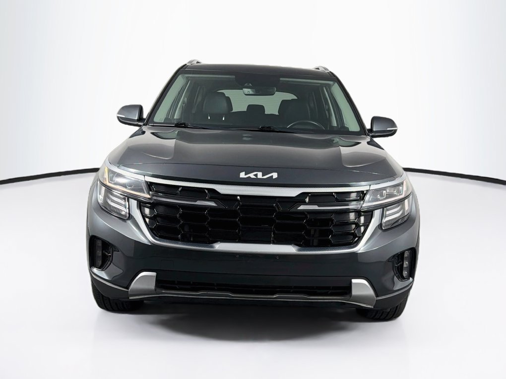 Used 2024 Kia Seltos SX AWD/4WD image 2