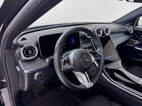 Used 2025 Mercedes-Benz C 300 Sedan image 10