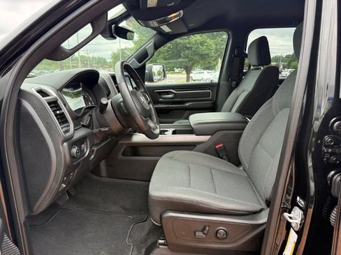 Used 2022 RAM 1500 Big Horn AWD/4WD image 13
