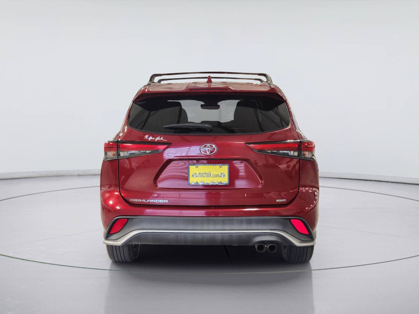 Used 2021 Toyota Highlander XSE FWD image 6