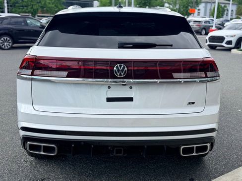Used 2024 Volkswagen Atlas Cross Sport SEL Premium R-Line AWD/4WD image 3