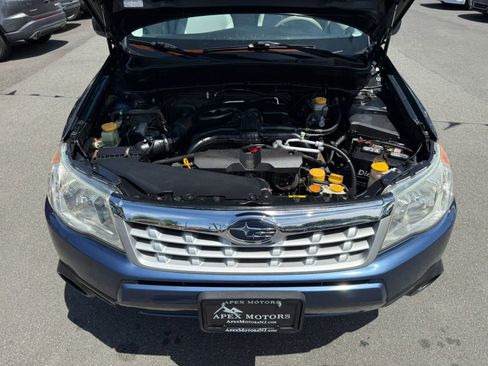 Used 2013 Subaru Forester 2.5X Premium AWD/4WD image 51