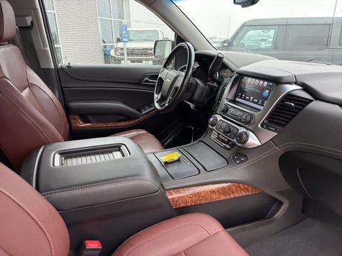 Used 2019 Chevrolet Tahoe Premier w/ Premier Plus Edition AWD/4WD image 31