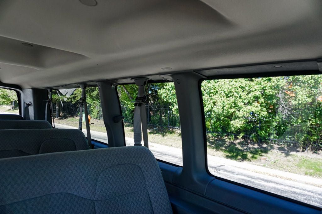 Used 2017 Chevrolet Express 3500 LT w/ LT Preferred Equipment Group RWD image 35