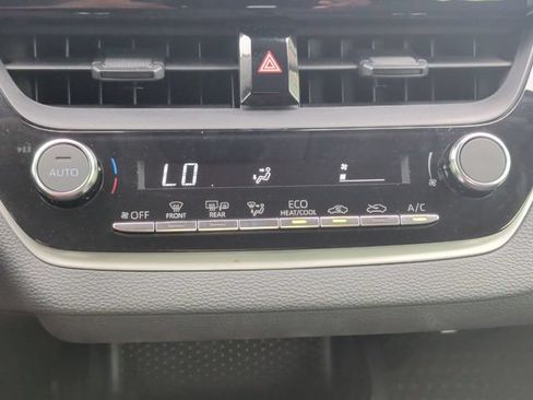 Used 2023 Toyota Corolla LE w/ LE Convenience Package FWD image 26