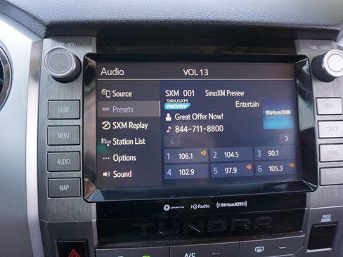 Used 2020 Toyota Tundra SR5 w/ SR5 Upgrade Package AWD/4WD image 10
