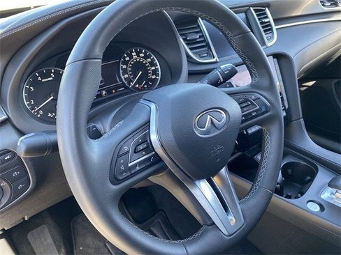 Certified 2025 INFINITI QX55 Luxe w/ Cargo Package image 24