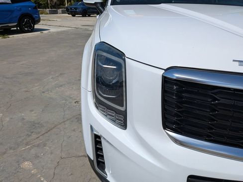 Certified 2022 Kia Telluride EX FWD image 10