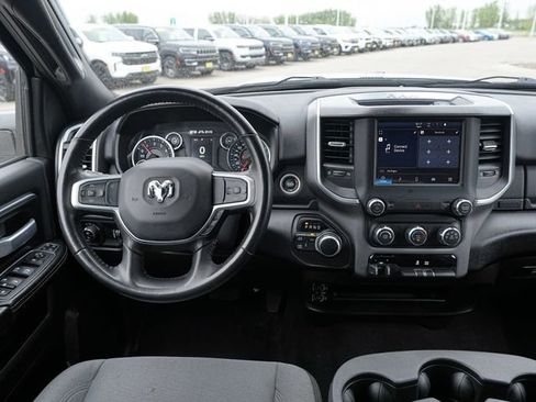 Used 2024 RAM 2500 Big Horn AWD/4WD image 27