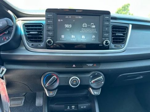 Used 2019 Kia Rio S FWD image 8